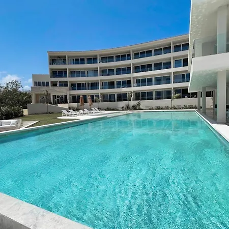 Azure Caribbean Aqua Apartment